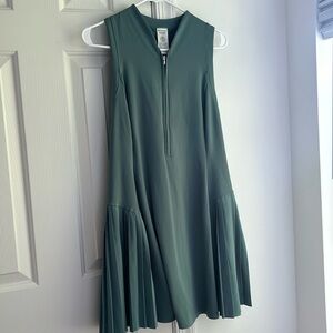NWT! Athleta Advantage Dress, Ocean Teal, Size M Tennis Dress Running Golf